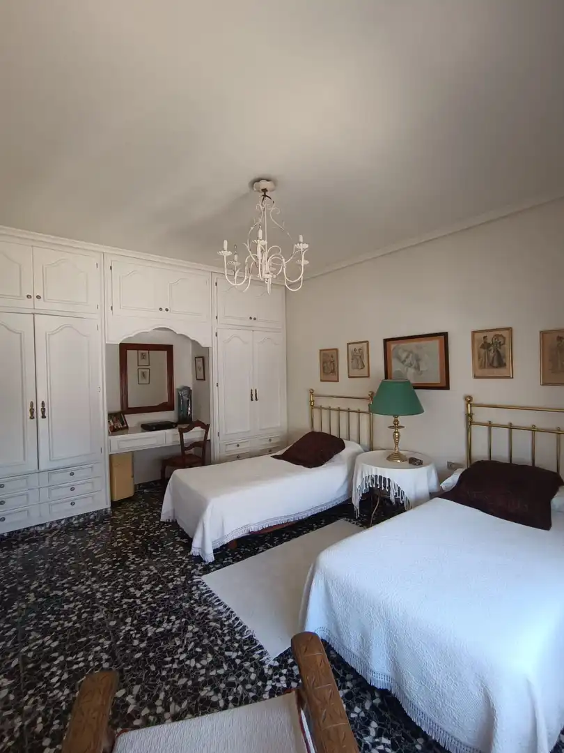 Dormitori de Casa o xalet en venda en Es Castell amb Calefacció, Jardí privat i Terrassa