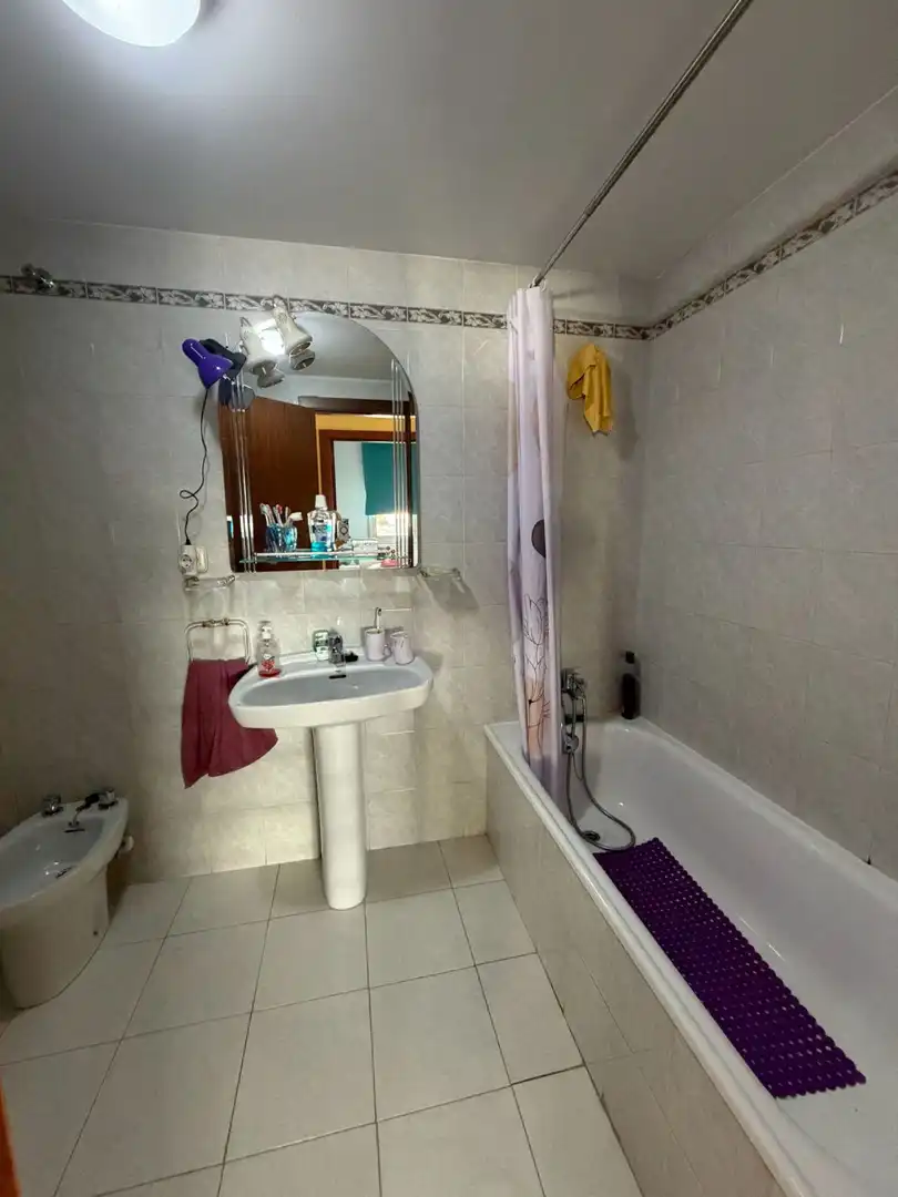 Badezimmer von Wohnung zum Verkauf in Torremolinos mit Klimaanlage, Heizung und Terrasse