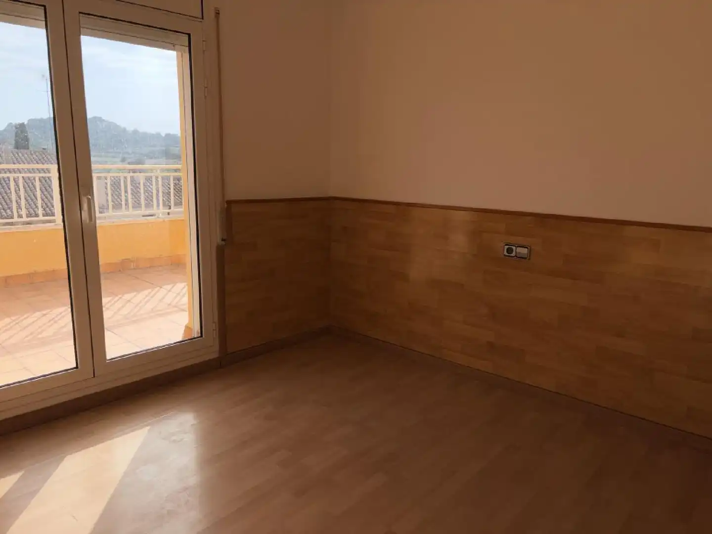 Terrassa de Pis en venda en La Pobla de Montornès   amb Terrassa