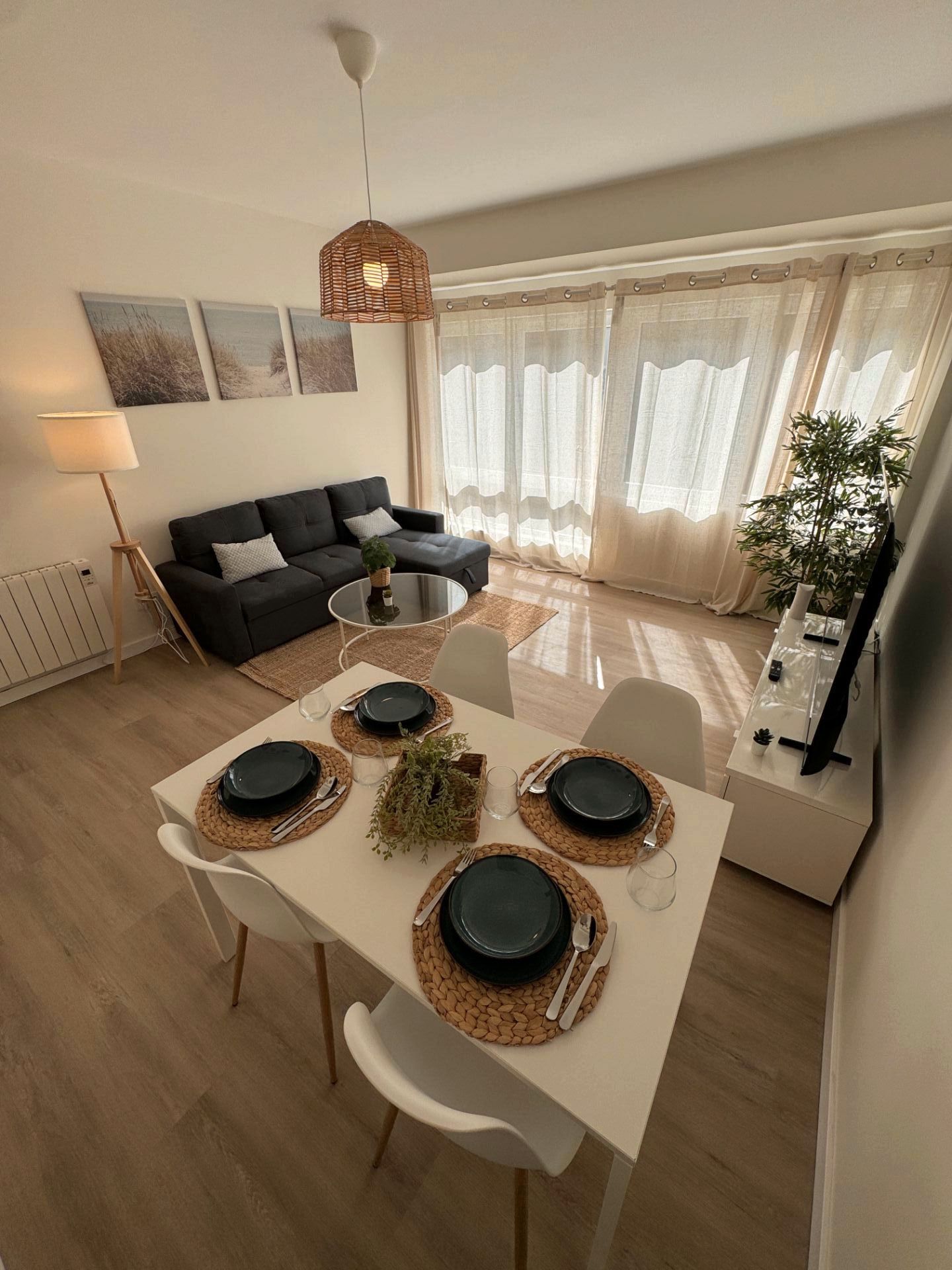 Sala de estar de Piso de alquiler en Ferrol con Calefacción, Parquet y Amueblado