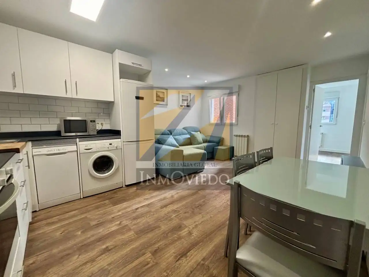 Piso en venta en Calle Ramón y Cajal, La Villa - Bazuelo