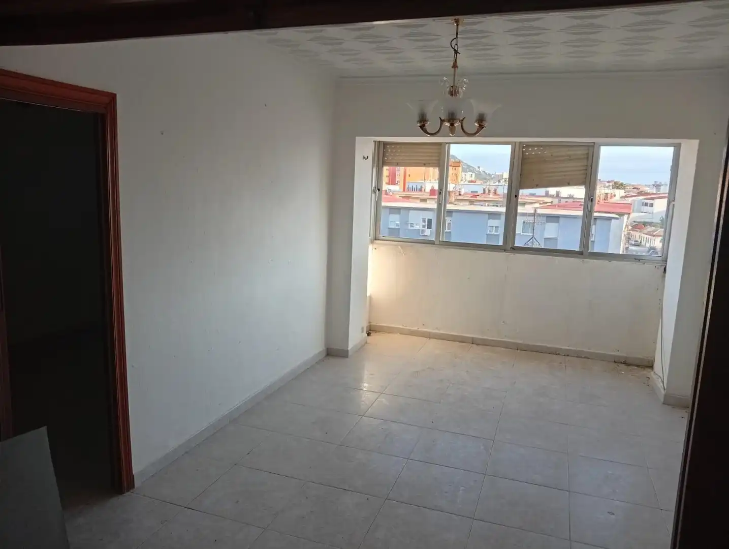 Habitación de Piso en venta en La Línea de la Concepción