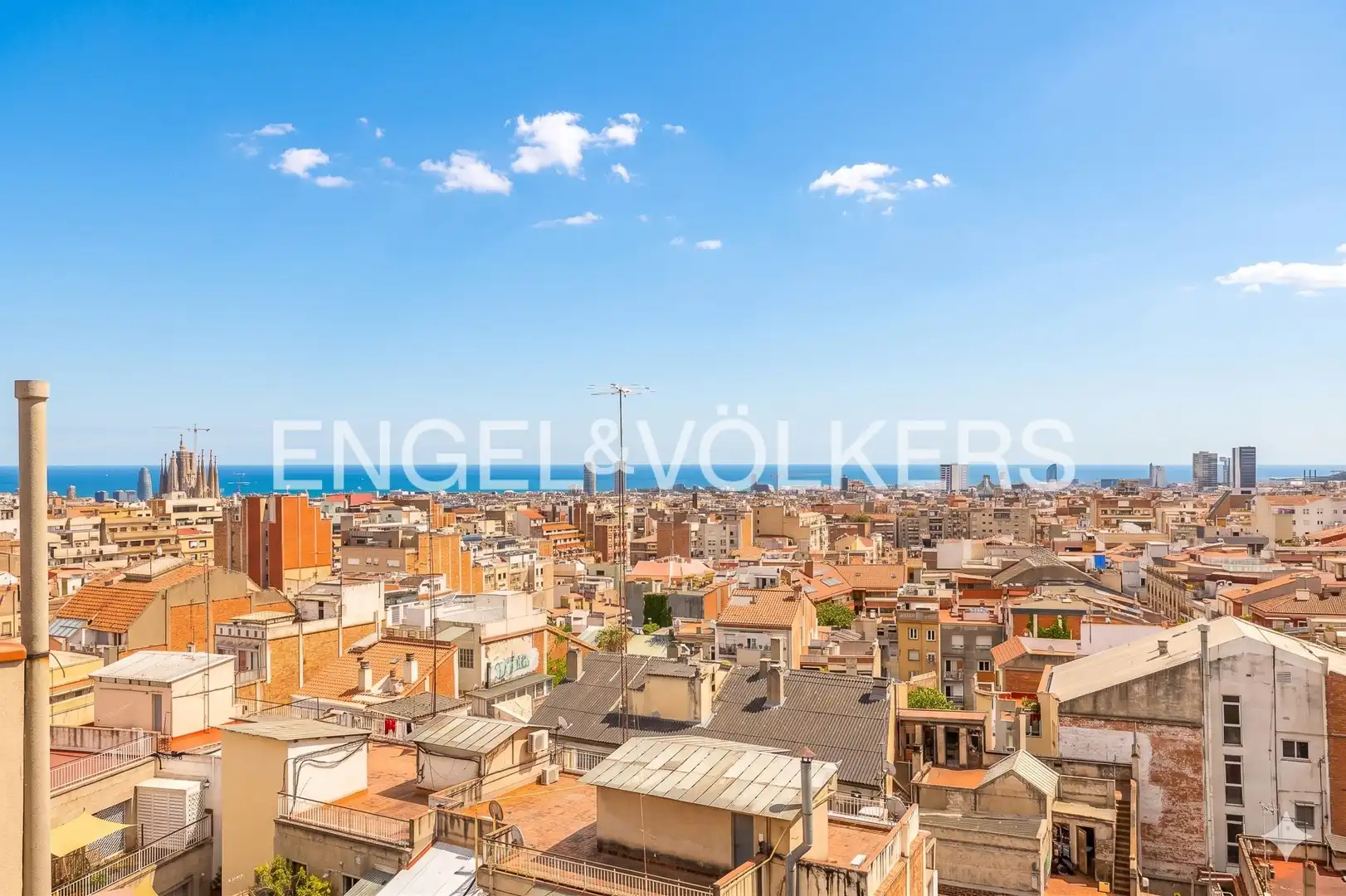 Exterior view of Flat for sale in Barcelona  with Air Conditioner, Heating and Parquet flooring