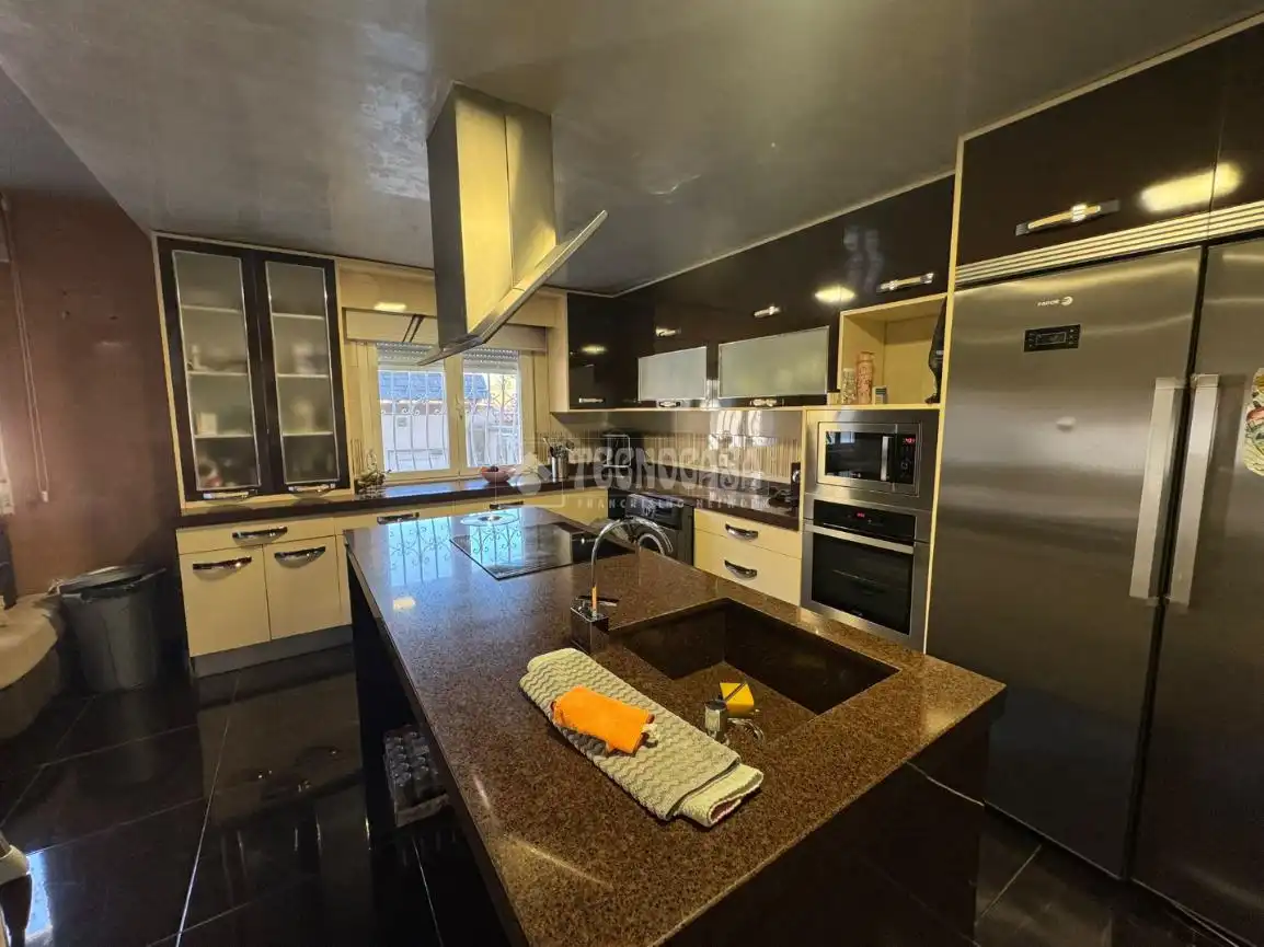 Semi-detached house with pool for sale in Morata de Tajuña, imagen 11
