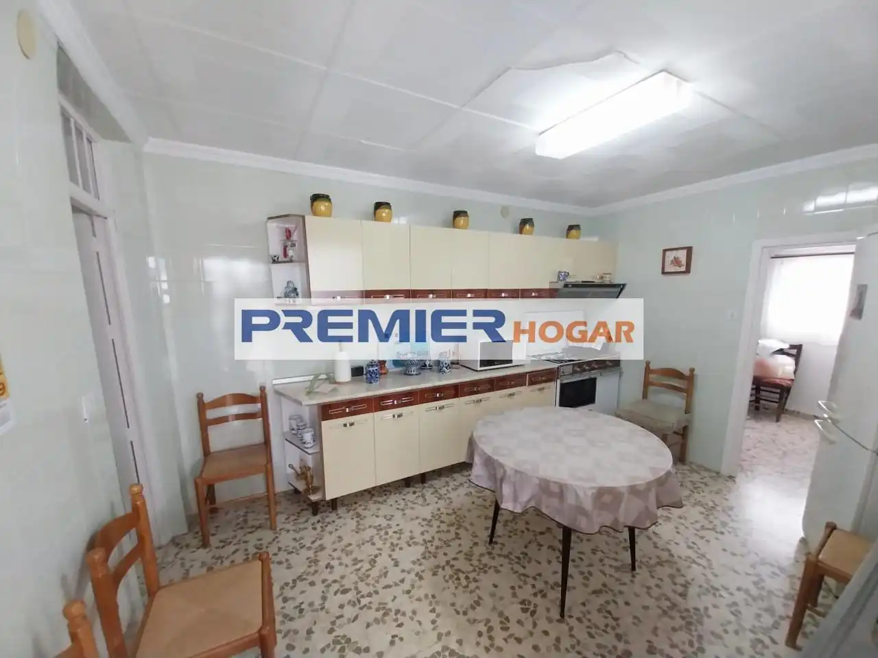 Cuina de Casa o xalet en venda en Guadahortuna amb Aire condicionat i Terrassa