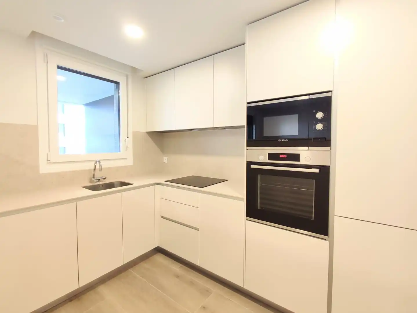 Flat with lift for sale in Francisco Berlanga Robles, imagen 6