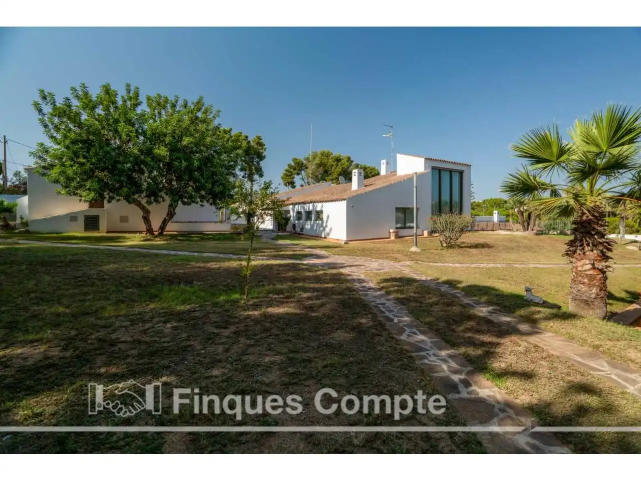 Vista exterior de Casa o chalet en venta en Roda de Berà con Aire acondicionado, Calefacción y Jardín privado
