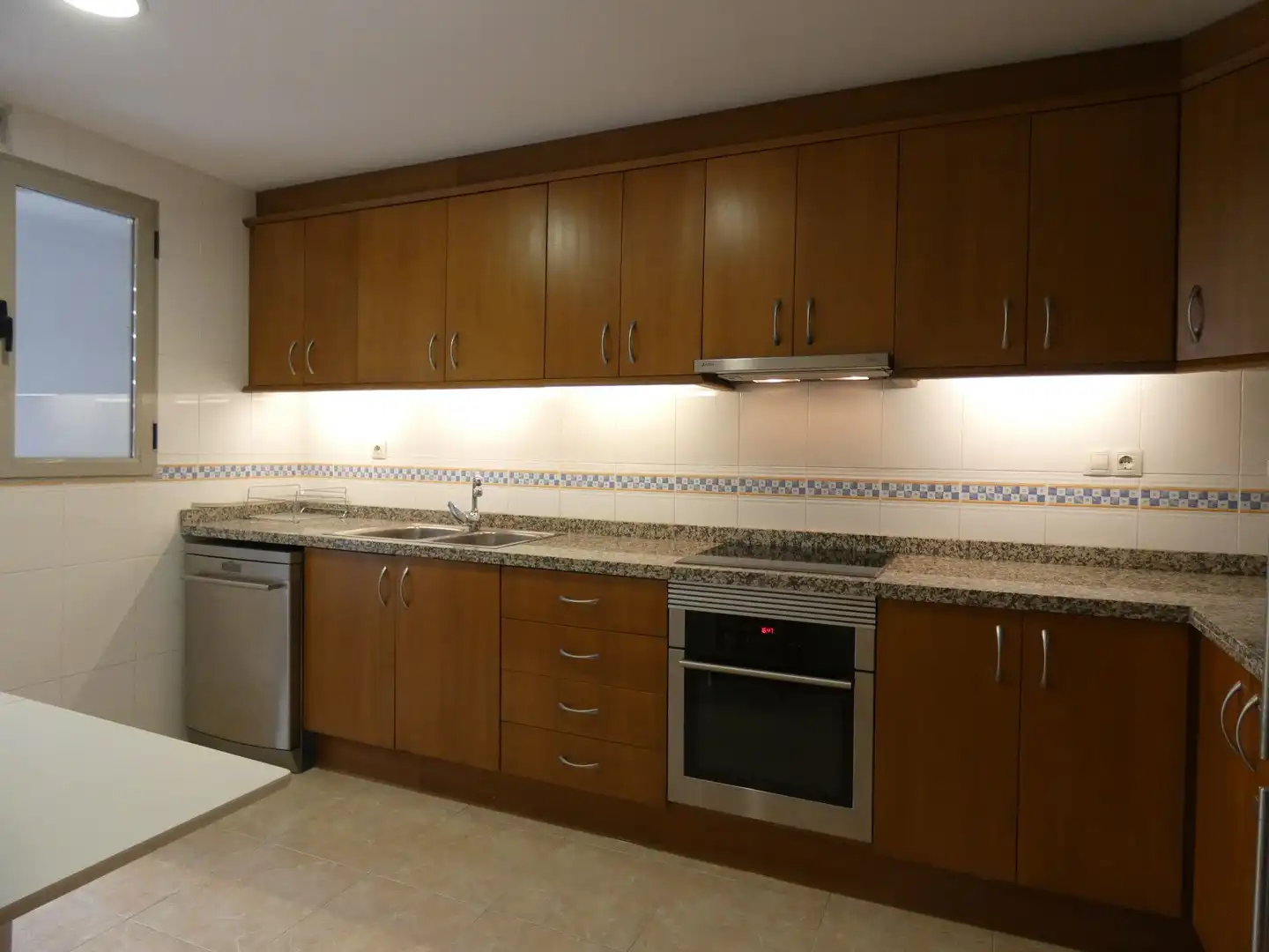 Flat for rent in Almazora, Avenida de Valencia - Avenida de Casalduch