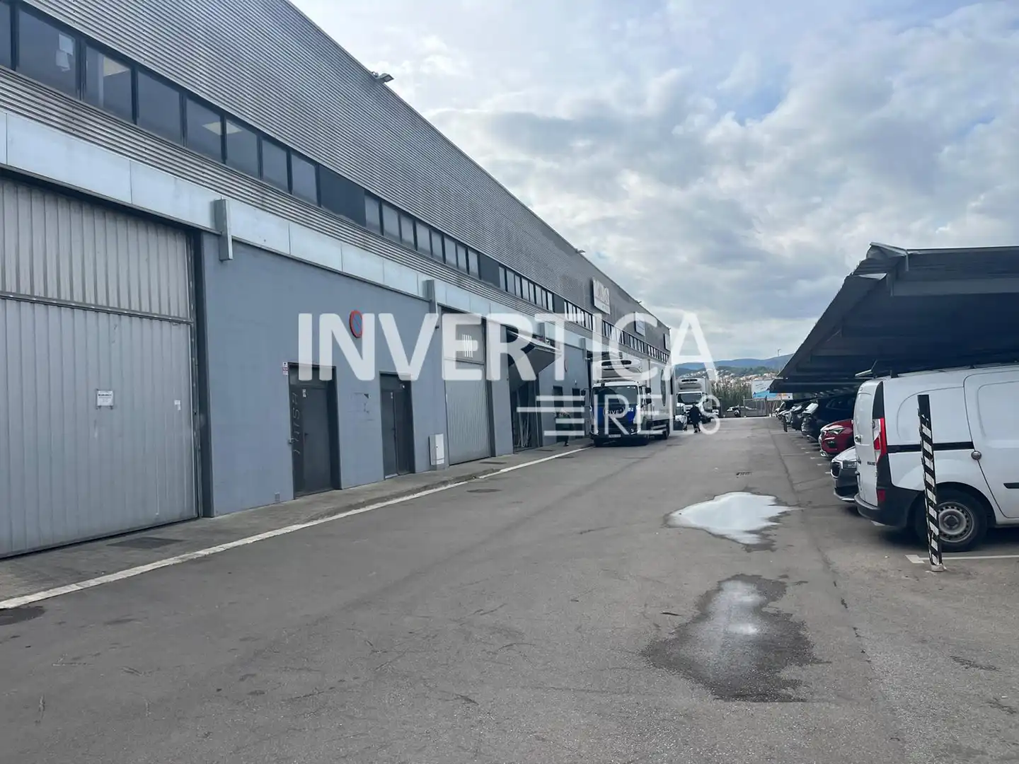 Industriegebäude zur Miete in Carrer del Comerç, imagen 2