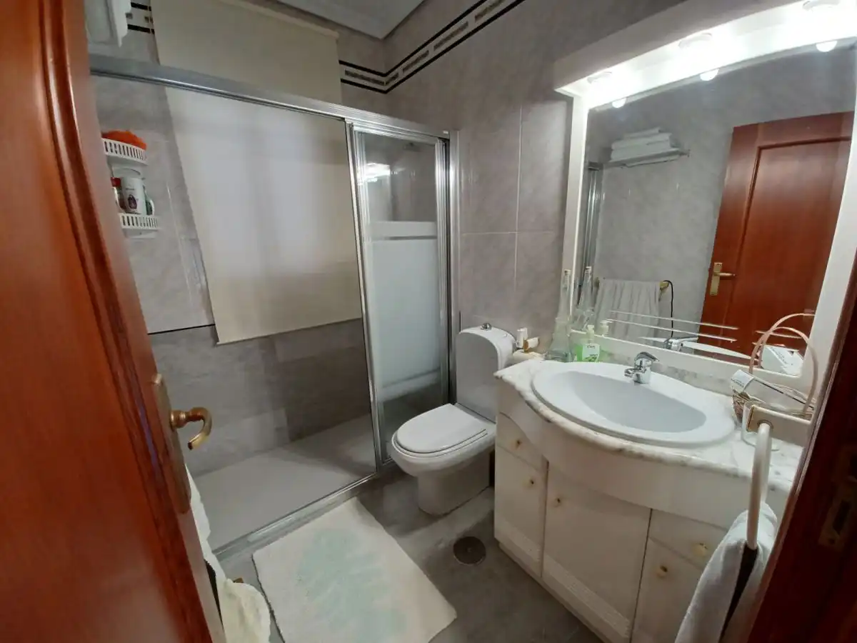 Chalet con jardín en venta en La Roda, imagen 13