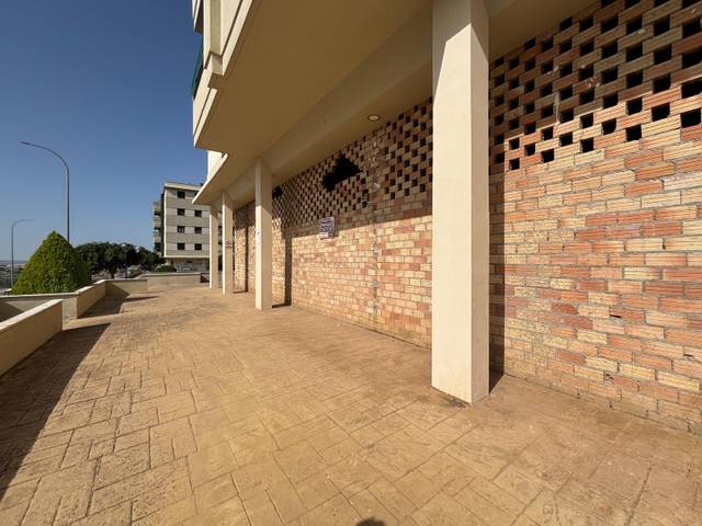 Local comercial en Venta en Fuentemora