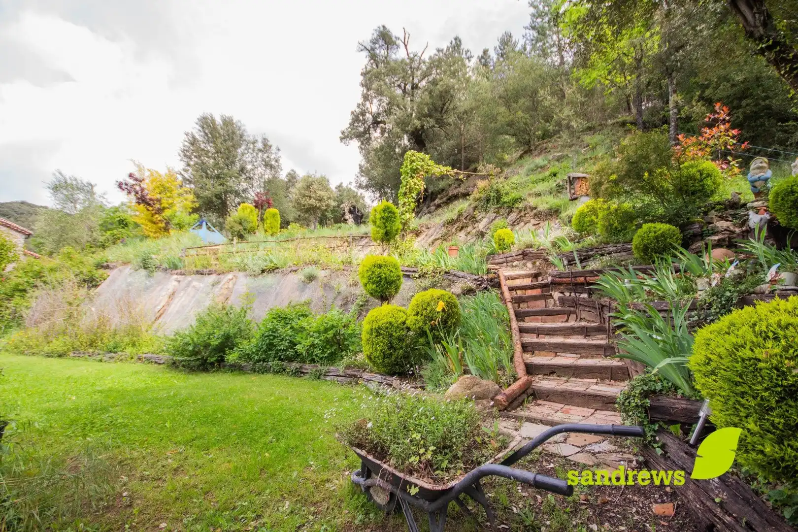 Casa rústica amb jardí en venda a La Vall de Bianya, imagen 24
