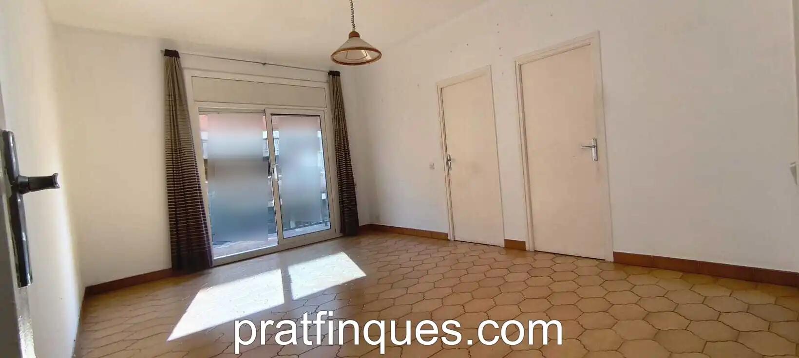Flat for sale in Sagnier - Plaça de Catalunya