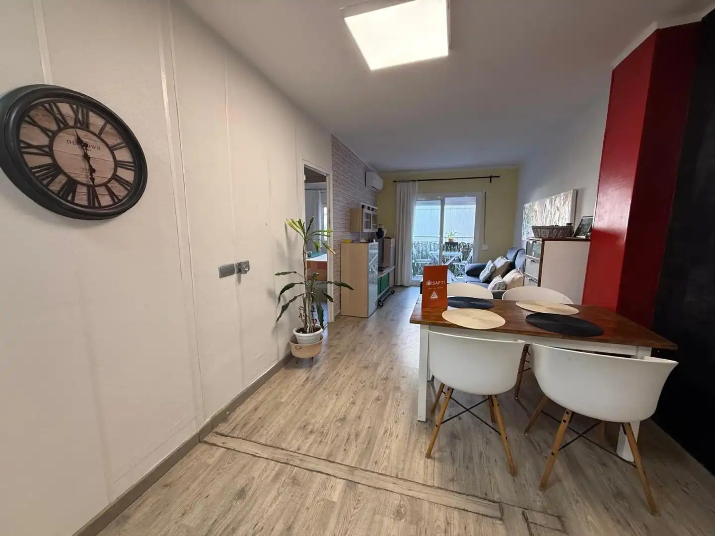 Schlafzimmer von Wohnung zum Verkauf in Pineda de Mar mit Klimaanlage, Heizung und Möbliert