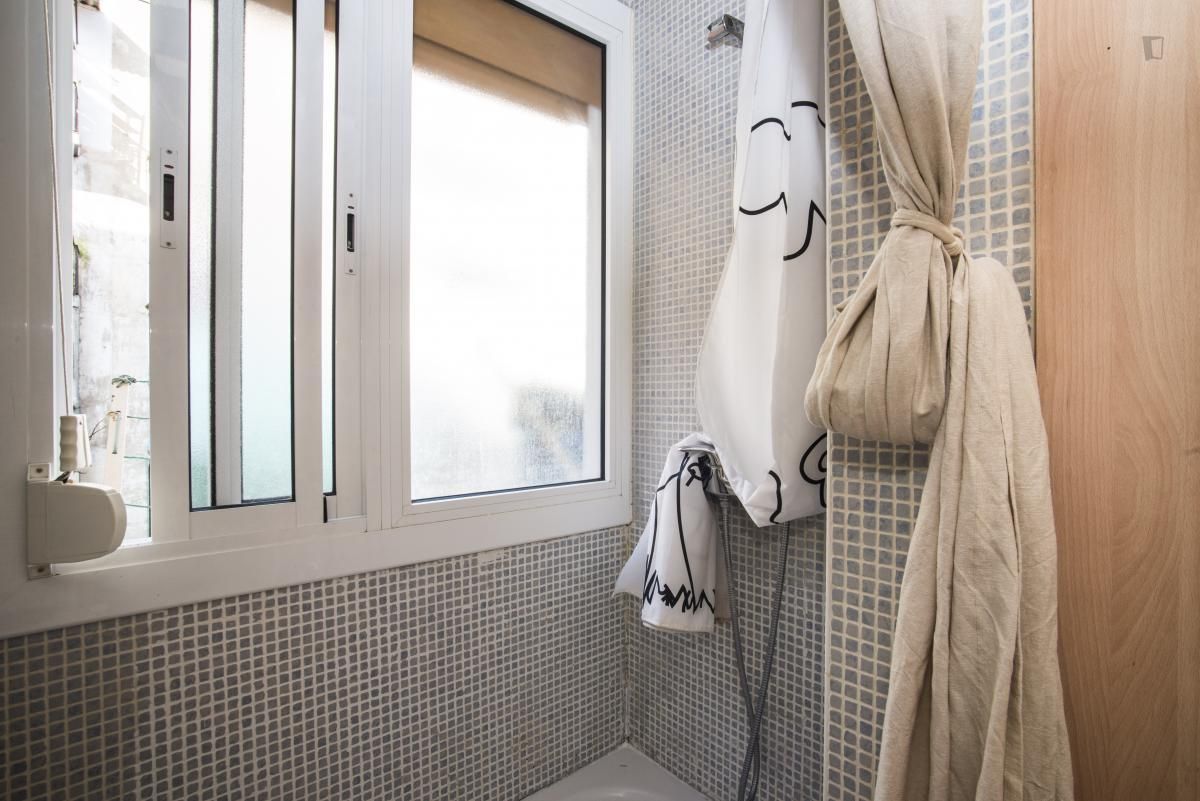 Study to rent in El Poble Sec - Parc de Montjuïc