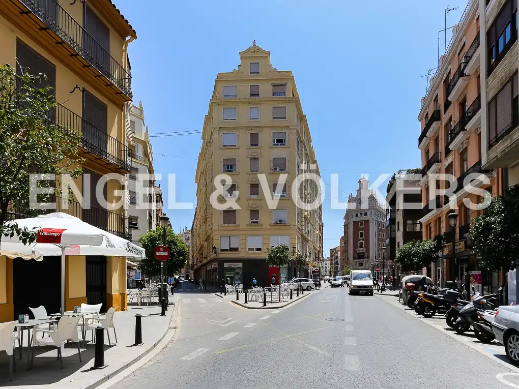 Vista exterior de Pis en venda en Valencia amb Aire condicionat, Calefacció i Parquet