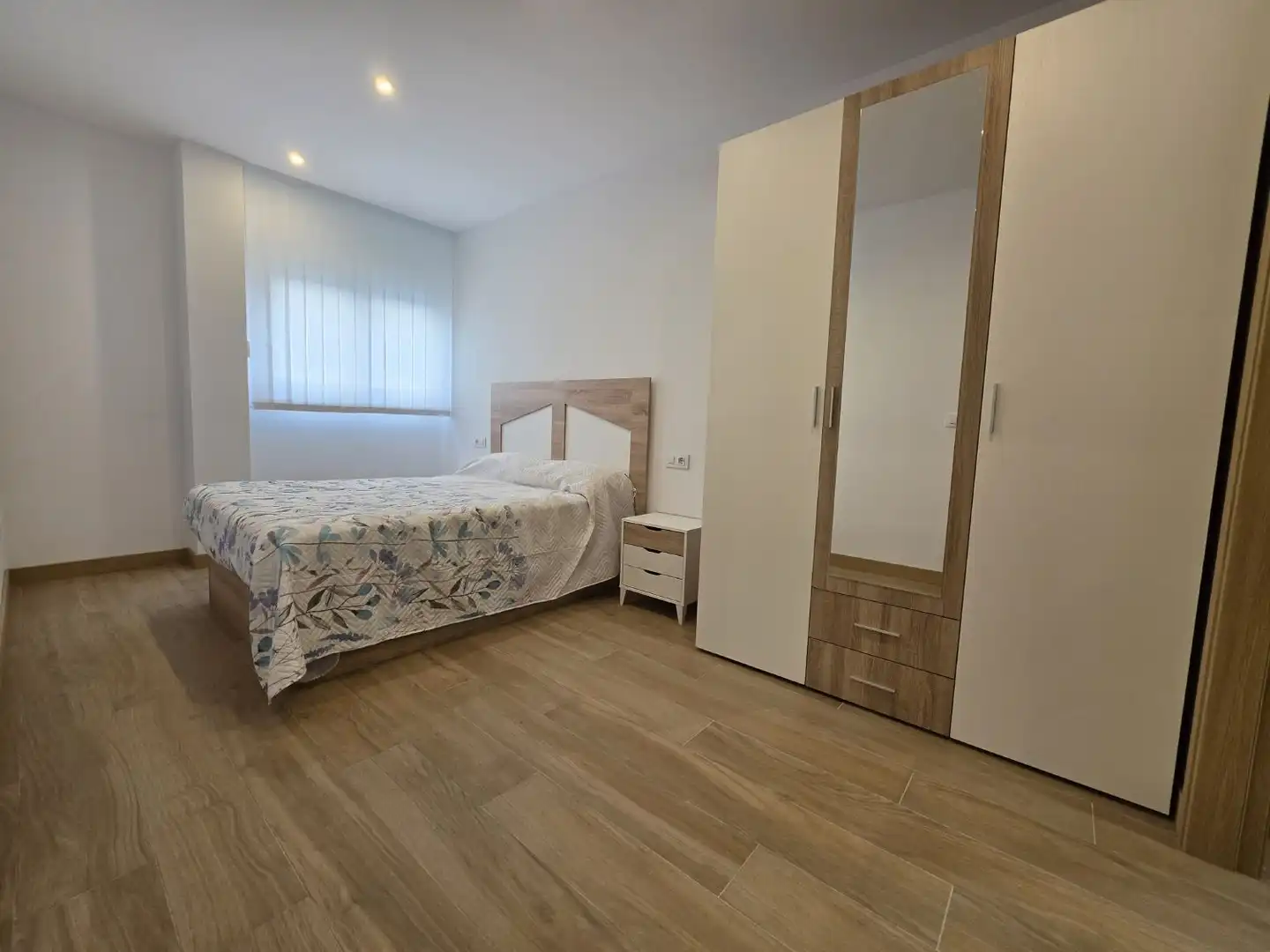Bedroom of Flat for rent in A Coruña Capital   with Furnished