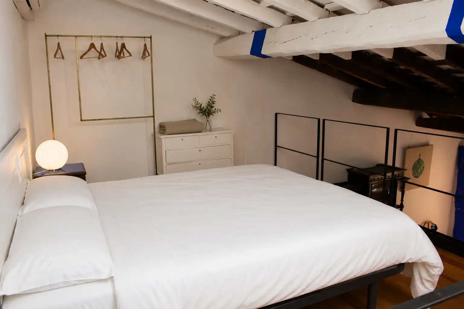 Habitación de Loft de alquiler en Palamós con Aire acondicionado, Calefacción y Amueblado