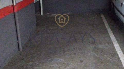 Plaza de garaje para coche grande con trastero anexo - Cornellà de Llobregat, immagine 4
