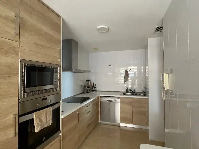 Cuina de Apartament per a compartir en Murcia amb Aire condicionat, Calefacció i Moblat