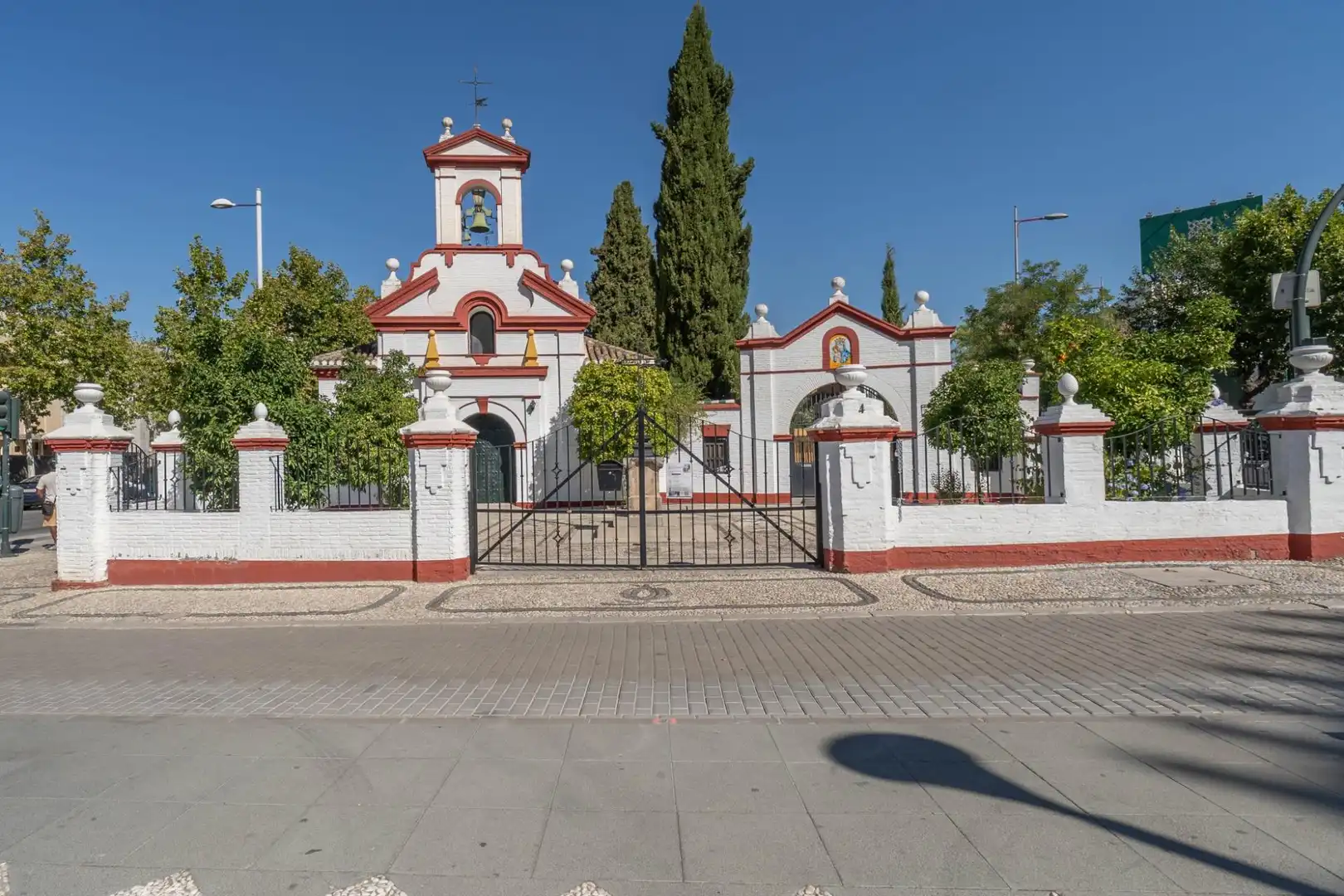 Exterior view of Flat for sale in Granada  with Heating and Furnished