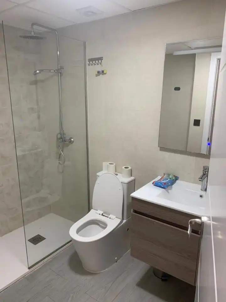 Baño de Piso en venta en Melilla con Aire acondicionado