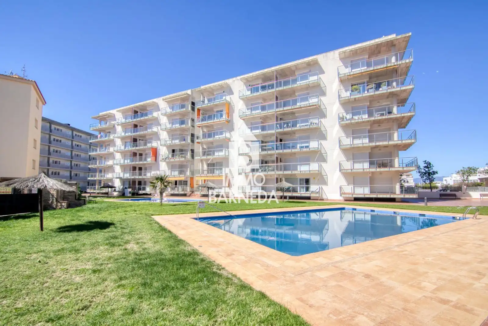 Exterior view of Flat for sale in Roses  with Air Conditioner, Heating and Terrace