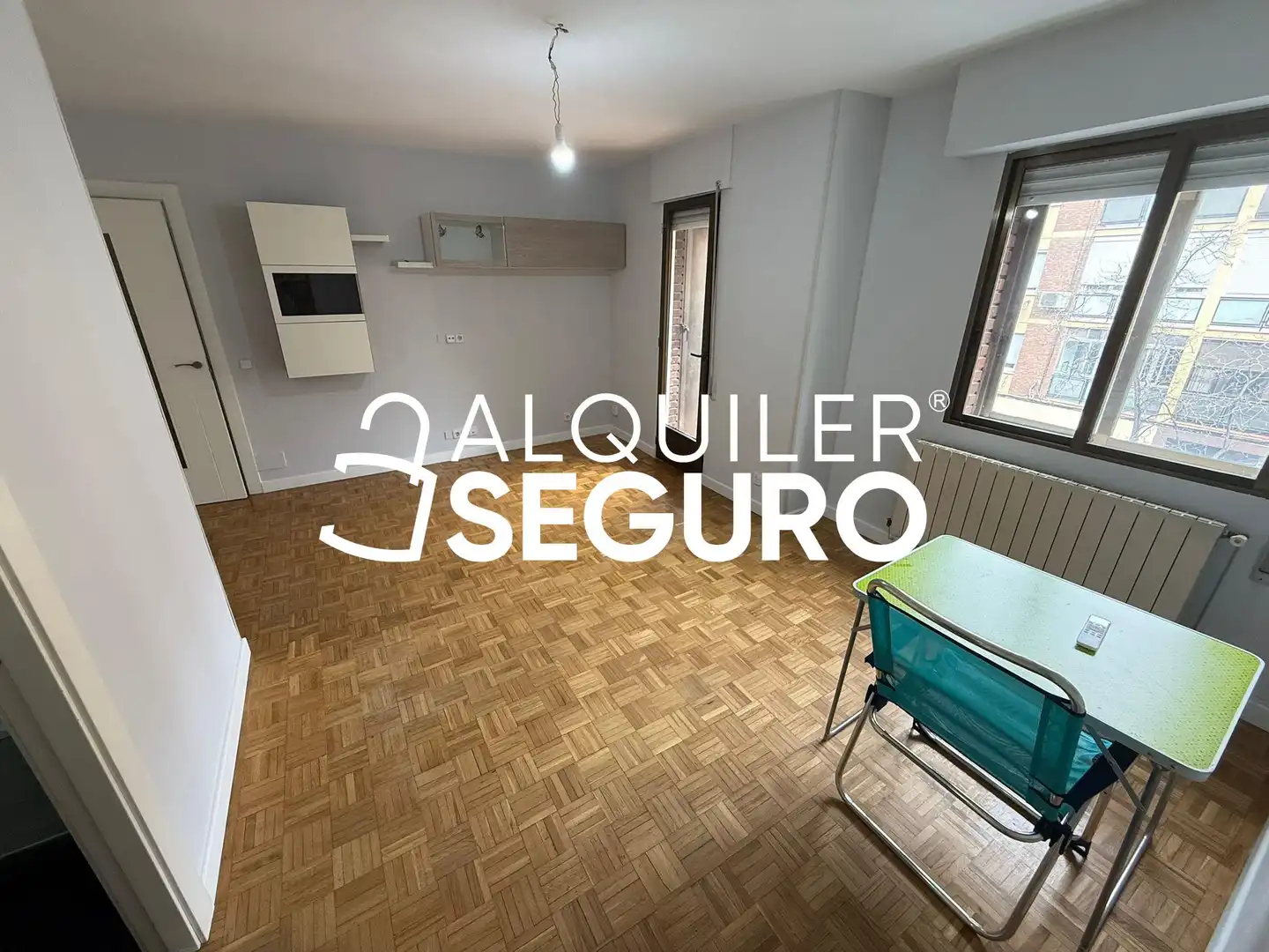 Schlafzimmer von Wohnung zur Miete in Madrid mit Klimaanlage, Heizung und Terrasse