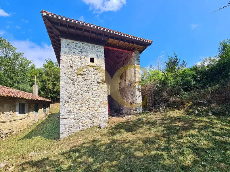 Exterior view of Houses for sale in Parres  with Private garden