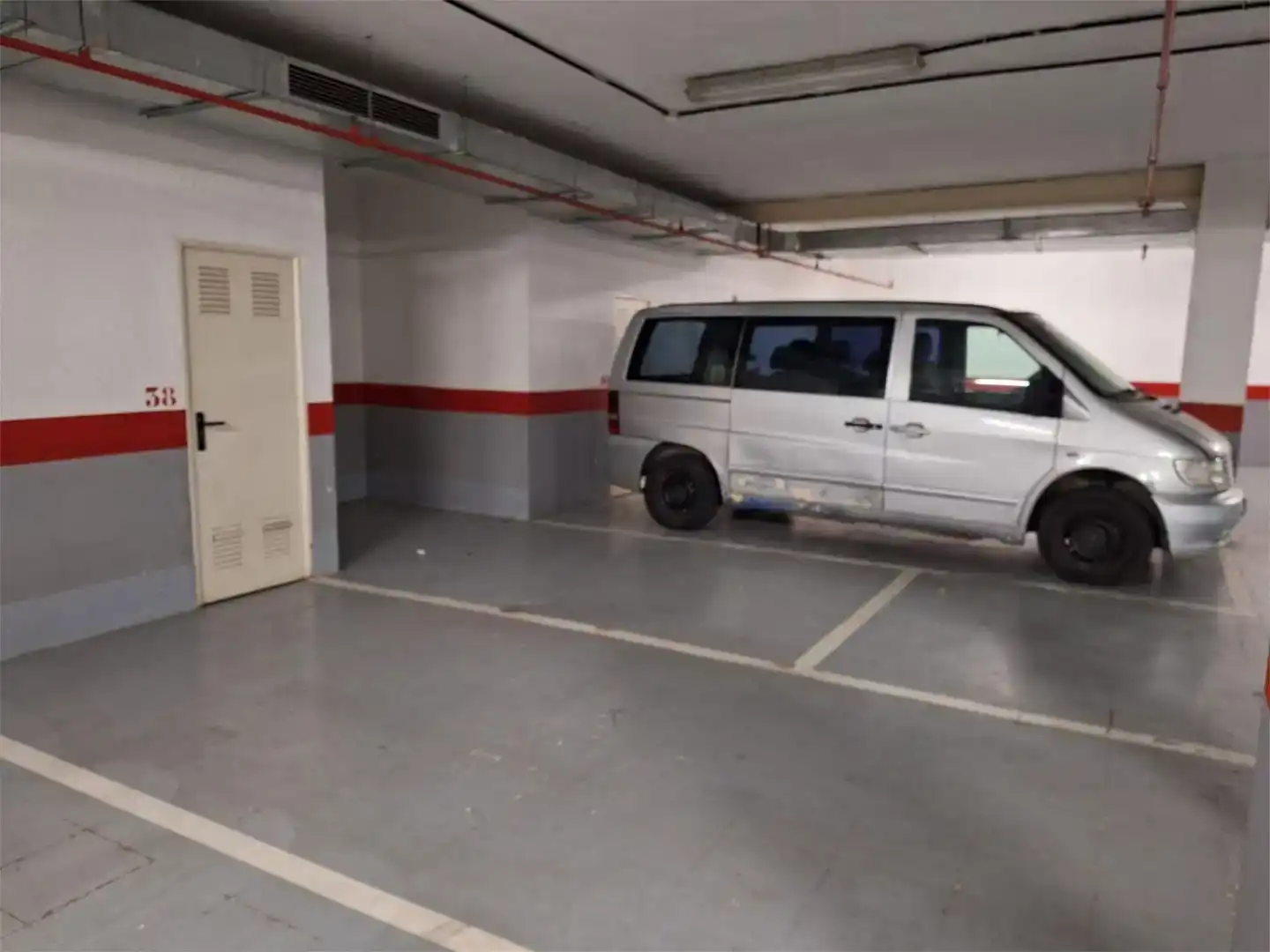 Parking of Garage for rent in Marbella Centro