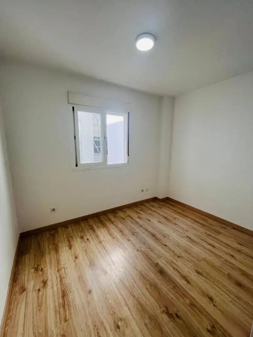 Piso con ascensor en venta en Bailén - Miraflores, imagen 3