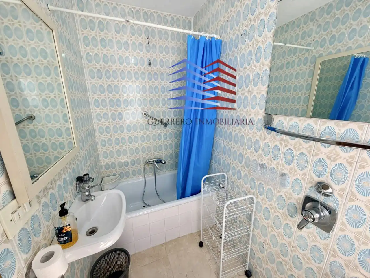 Baño de Piso de alquiler en Ourense Capital  con Calefacción, Parquet y Trastero