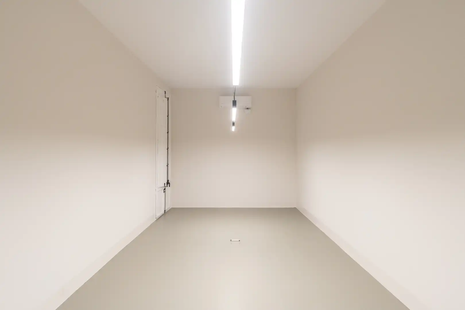 Büro zur Miete in Reus mit Klimaanlage, Heizung und Balkon
