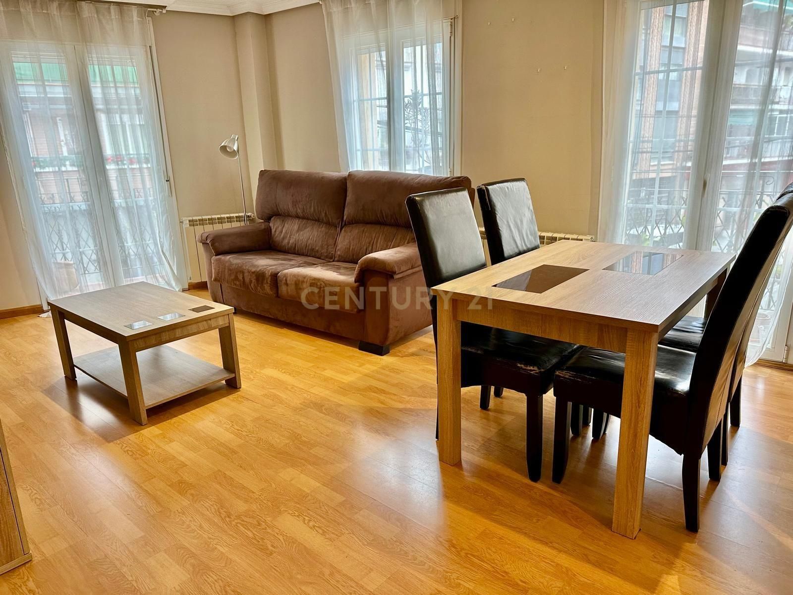 Living room of Flat for sale in  Madrid Capital  with Air Conditioner