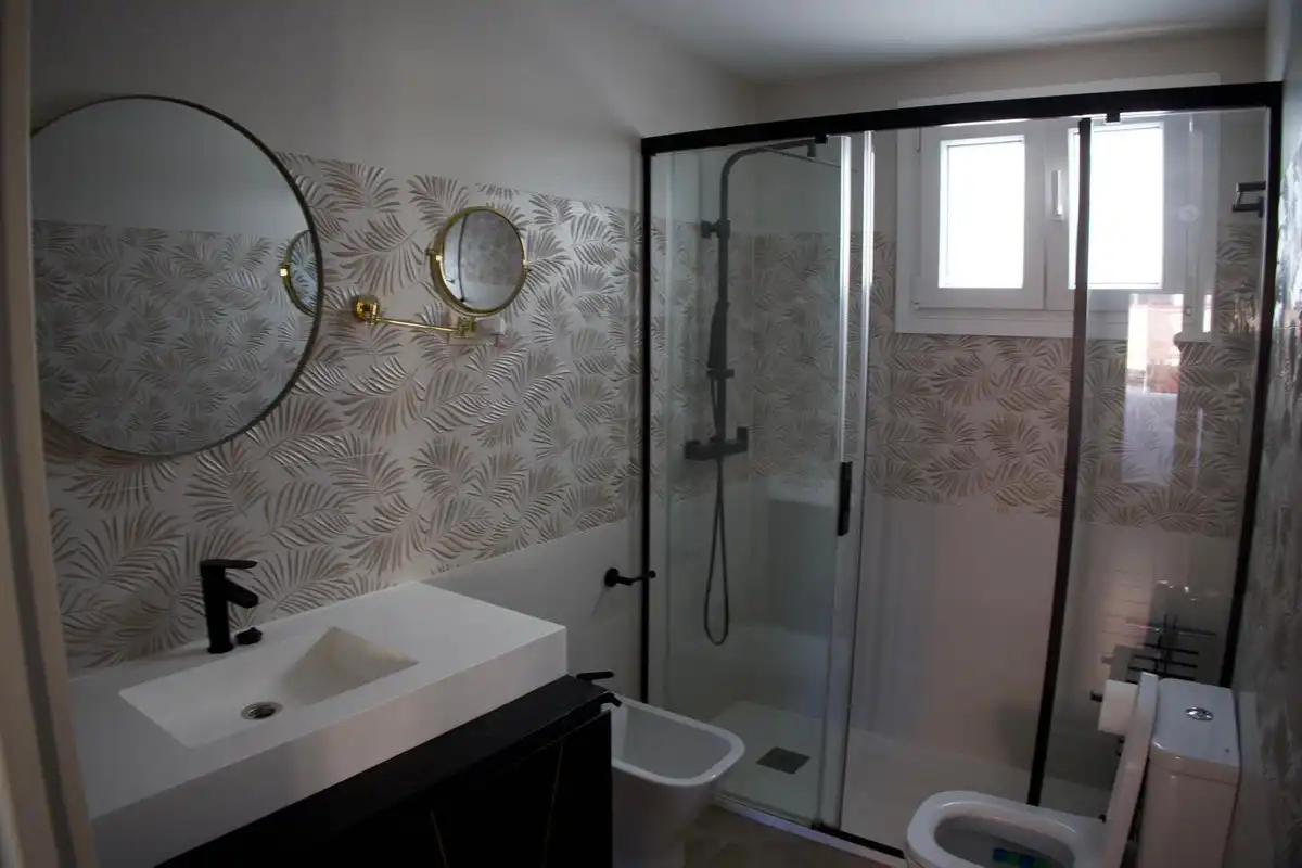 Bathroom of Detached homes for sale in Fuengirola  with Air Conditioner, Heating and Private garden