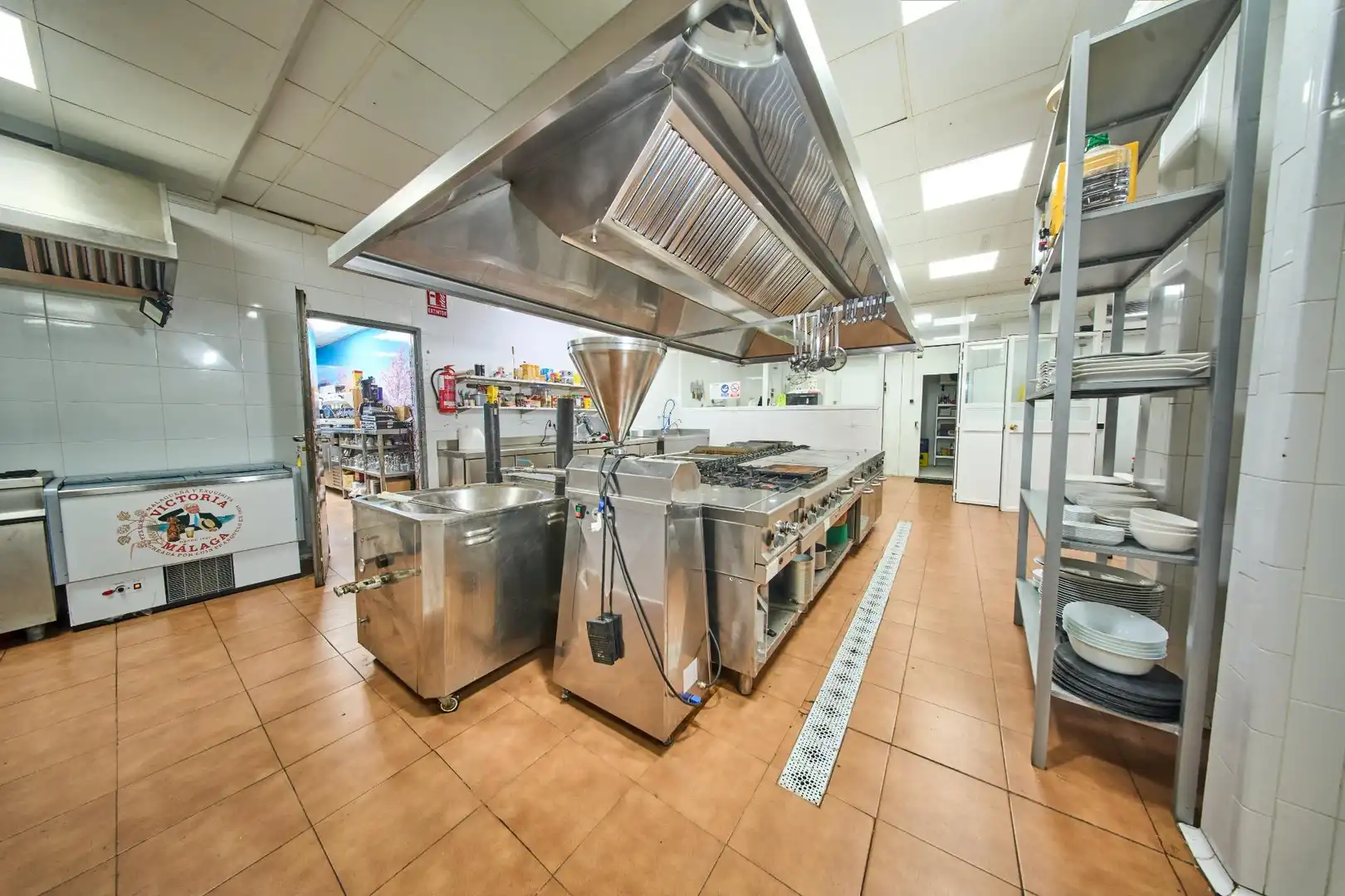Kitchen of Commercial properties for sale in Castillo de Locubín
