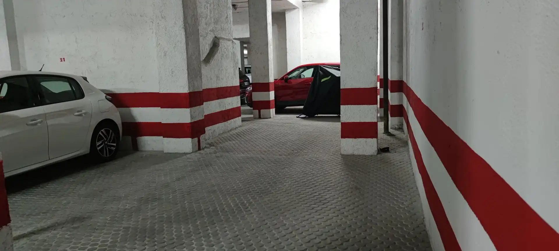 Garage for rent in Calle Sócrates, 9, Camino de Ronda