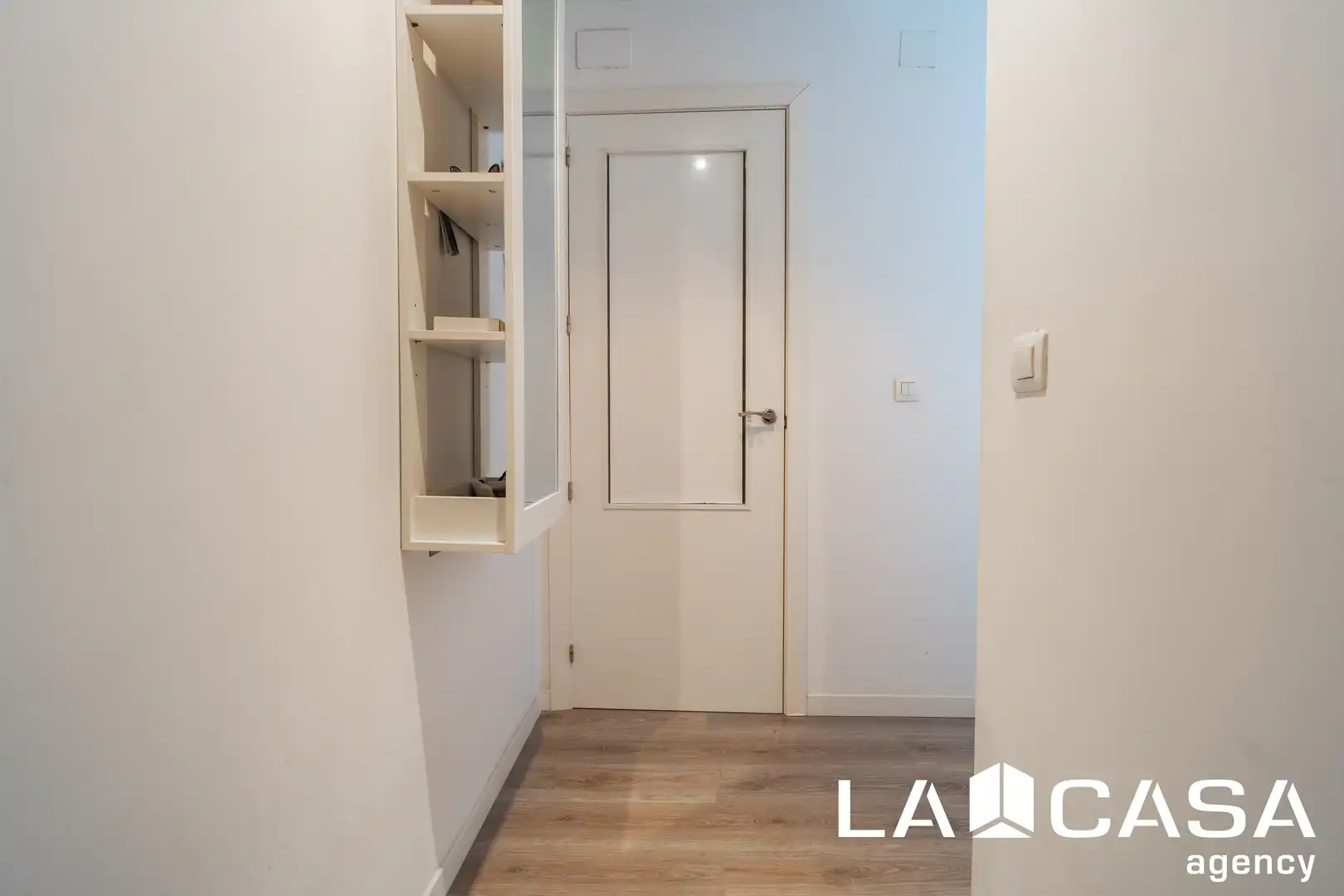 Piso en venta en Dos Hermanas con Aire acondicionado