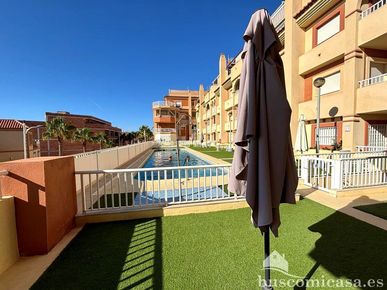 Piscina de Àtic en venda en Roquetas de Mar amb Aire condicionat, Terrassa i Traster