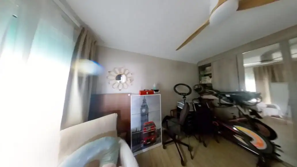 Dormitori de Àtic en venda en Sabadell amb Aire condicionat, Parquet i Balcó