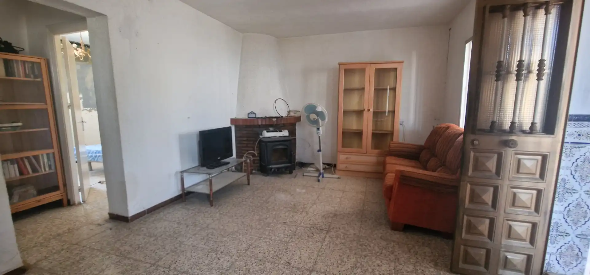 Wohnzimmer von Country house zum Verkauf in Coín mit Privatgarten, Terrasse und Schwimmbad
