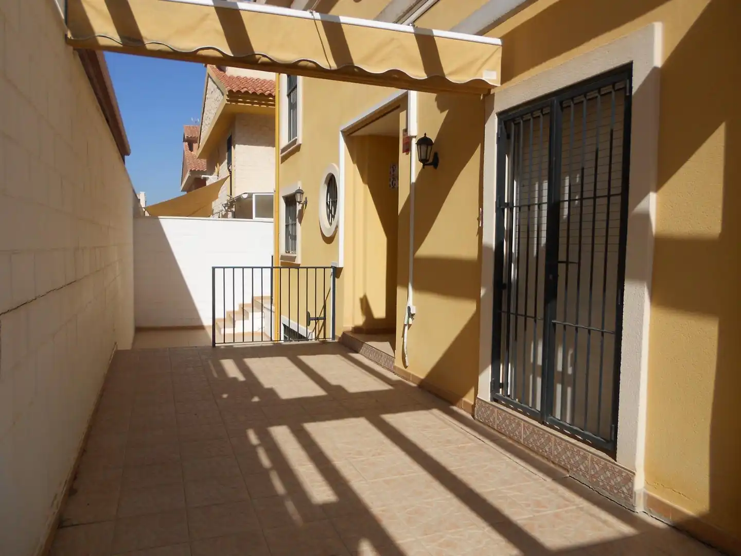 Terrassa de Casa adosada en venda en Murcia amb Aire condicionat, Calefacció i Jardí privat