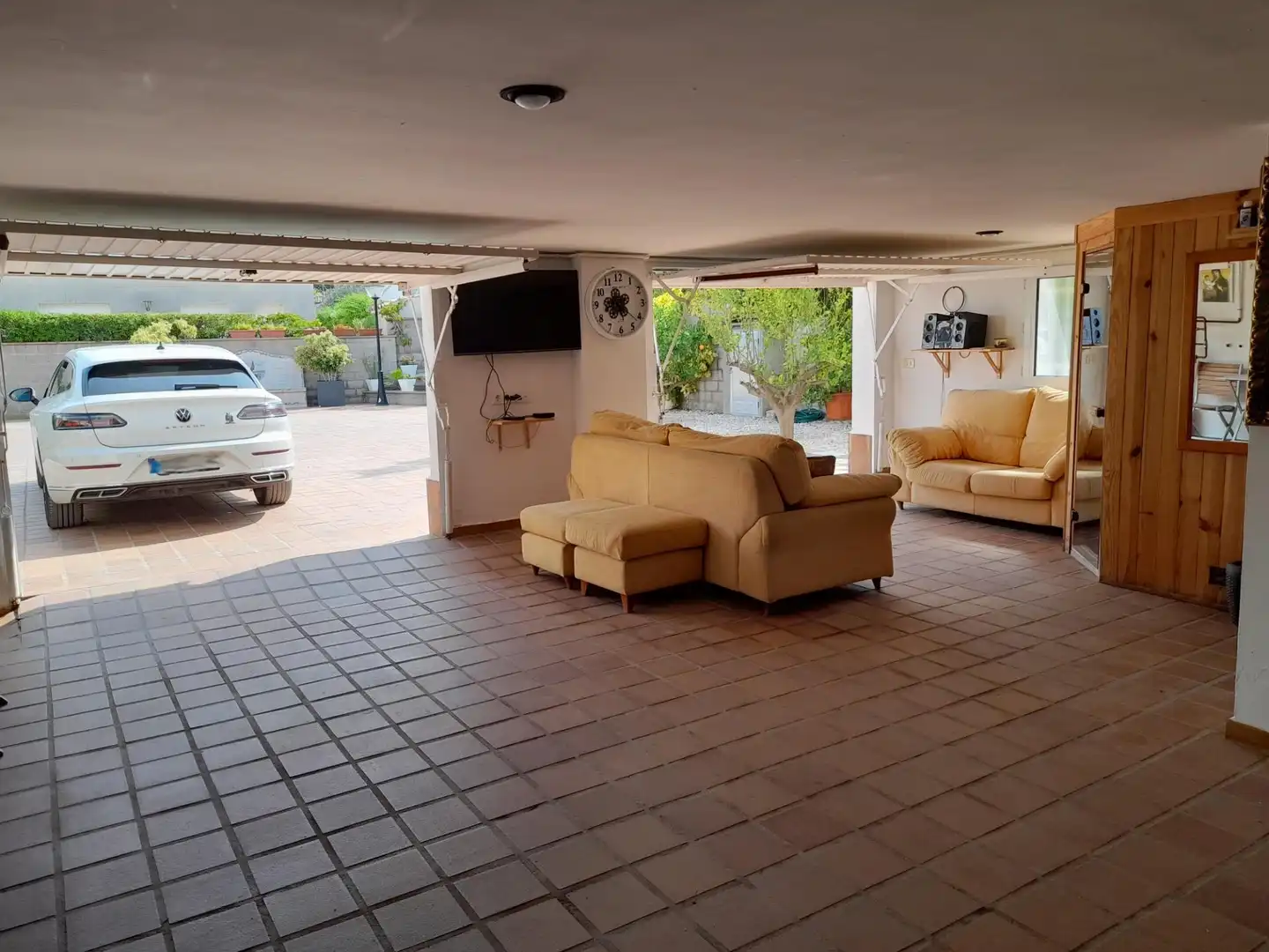 Aparcament de Casa o xalet en venda en Dénia amb Aire condicionat, Calefacció i Jardí privat