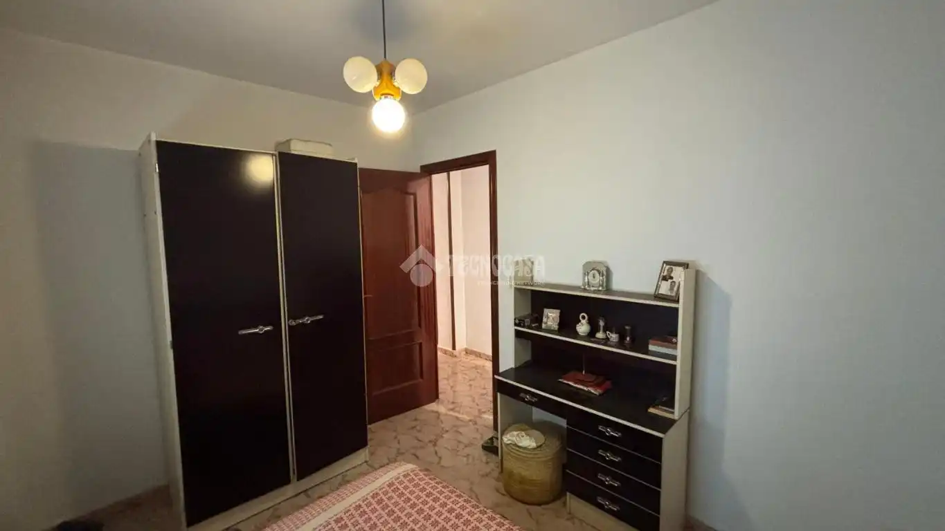 Habitación de Piso en venta en Jaén con Balcón