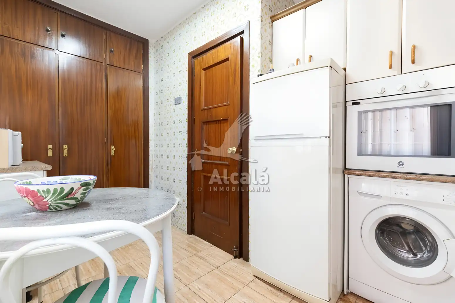 Cocina de Piso en venta en Alcalá de Henares con Calefacción, Jardín privado y Parquet