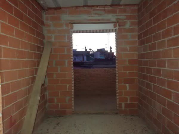 Casa adosada en venda en Llombai amb Alarma