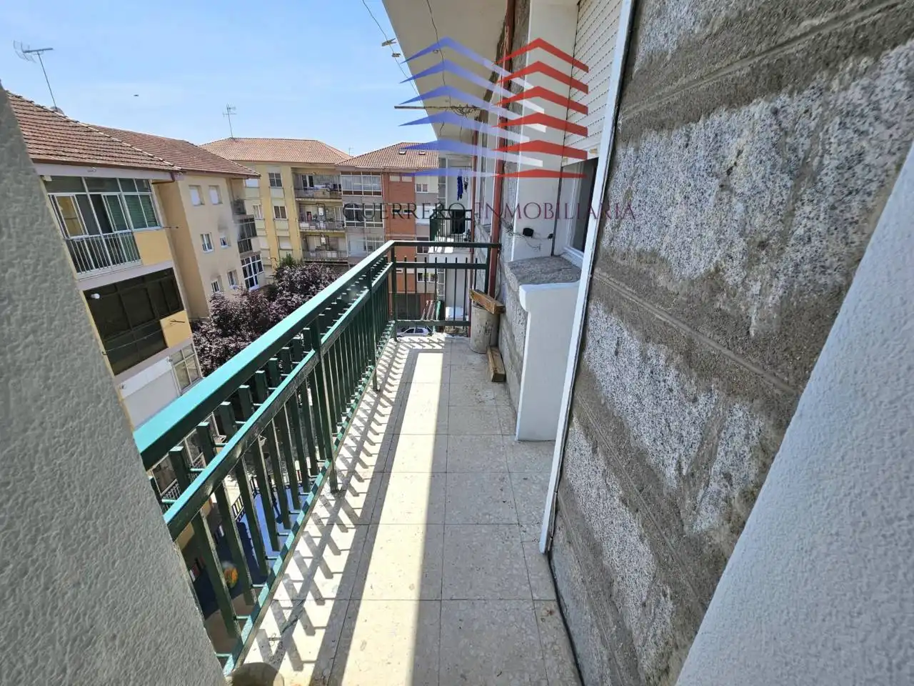 Terrassa de Pis de lloguer en Ourense Capital  amb Calefacció, Moblat i Balcó
