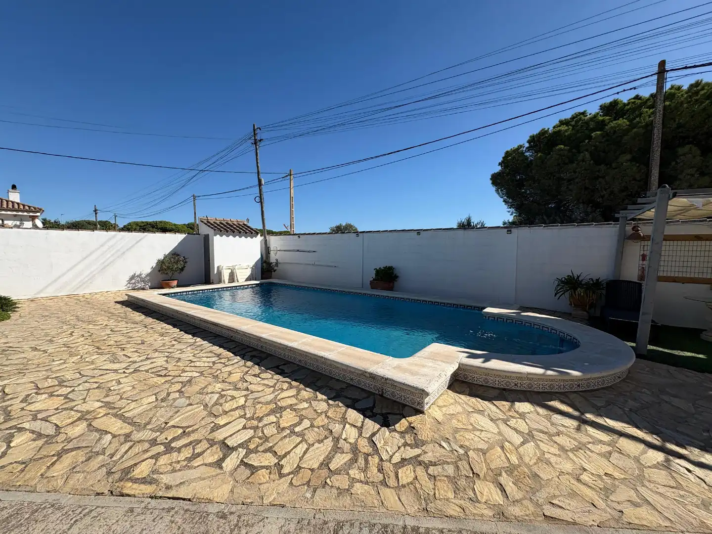 Houses for sale in Las Lagunas - Campano