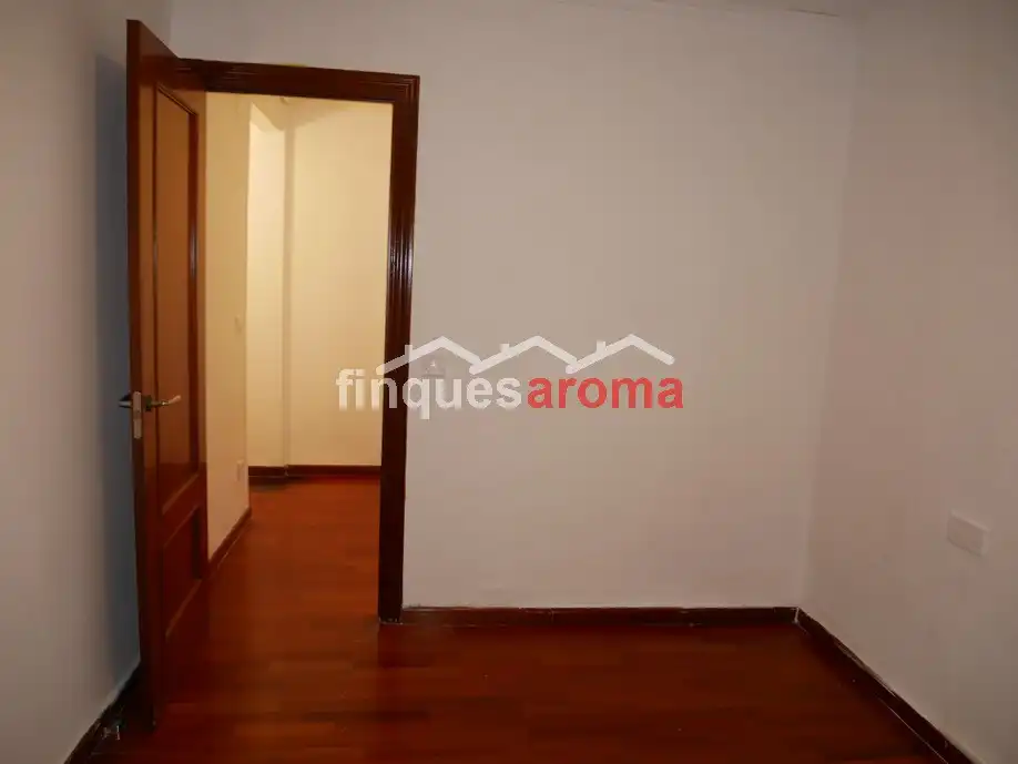 Flat for rent in Carrer Avenir, Valls