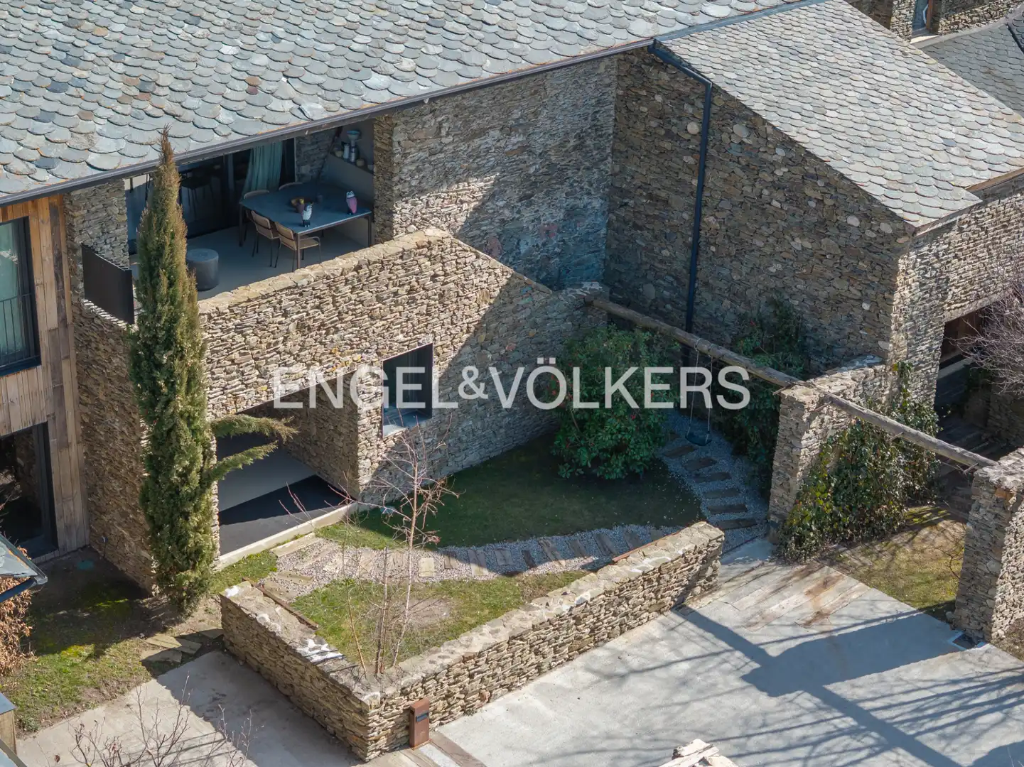 Vista exterior de Casa o chalet en venta en Bolvir con Calefacción, Jardín privado y Parquet